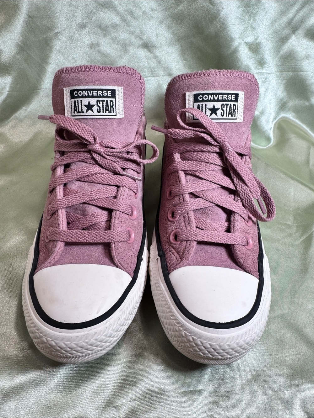 Converse Suede Leather Pink Low Top All Star Sneakers, Woman’s size 7, NWOB - Picture 3 of 9